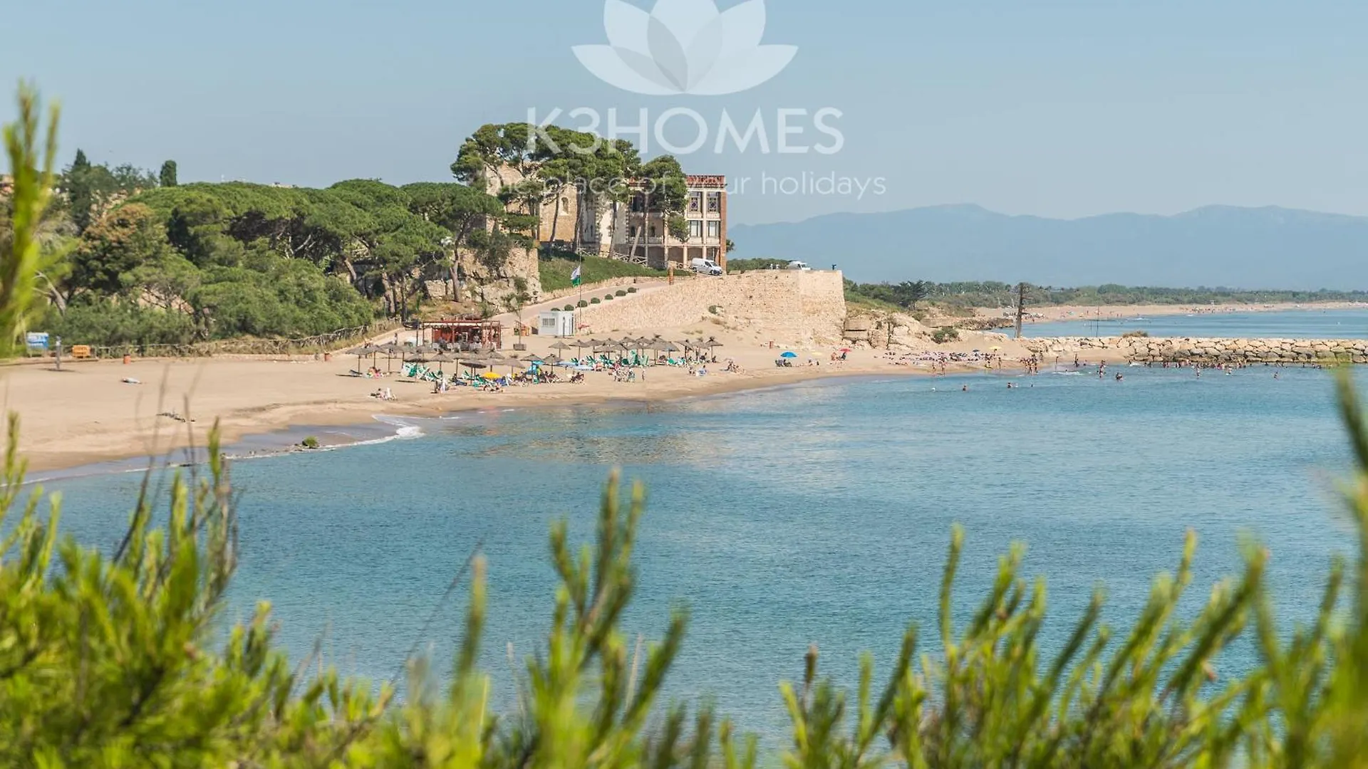 Apartment Meritxell L' Escala