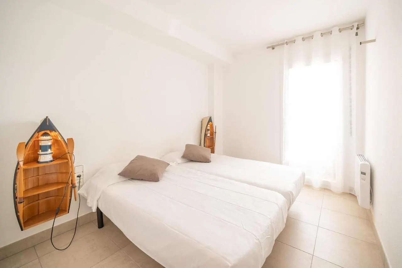 Apartment Meritxell L' Escala 0*,  スペイン